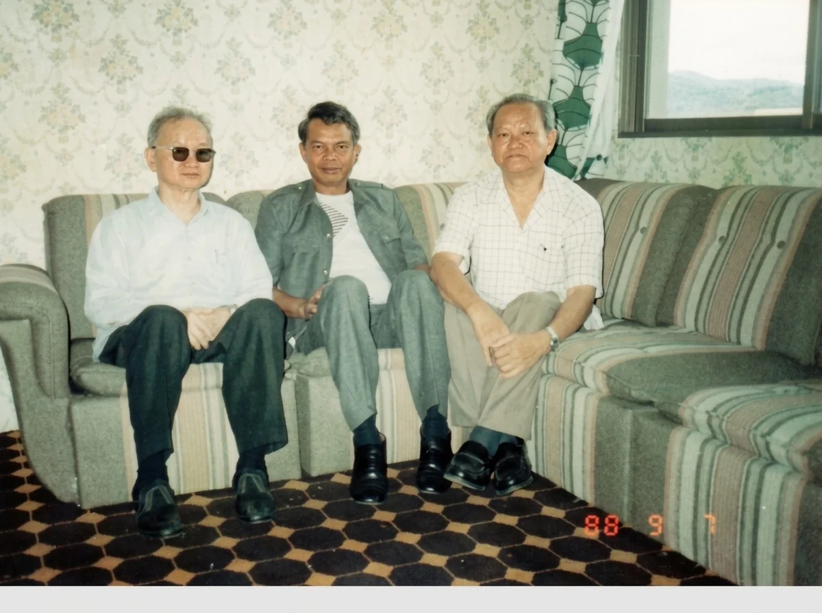 1988年9月7日至10月16日：澳门会议与筹备三方和谈历史组照