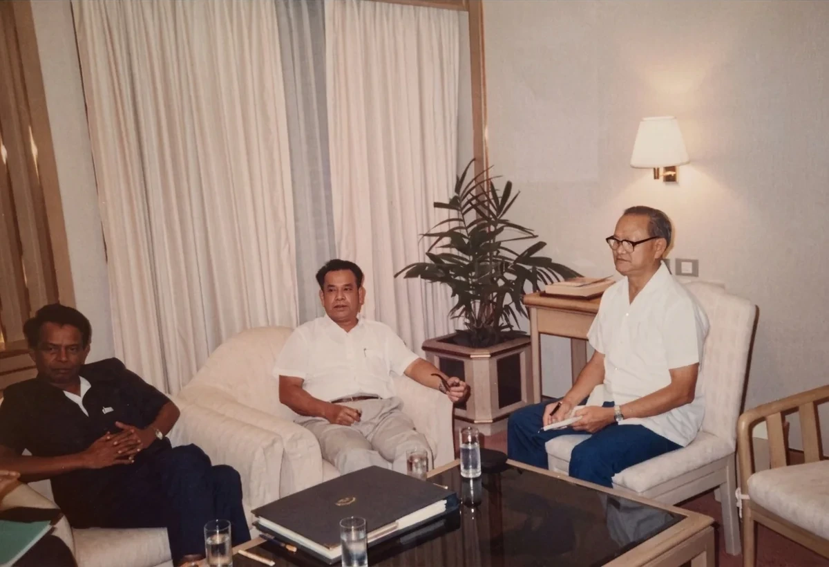 1989年5月29日至30日：泰国接受马共的和平备忘录双边会谈